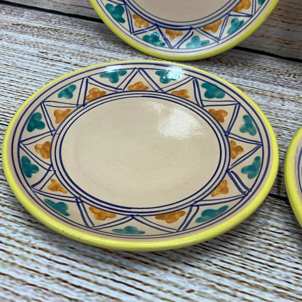 Set‎ of 4 Italian Decorative Plates Yellow Tan Geometric Design Made in Italy